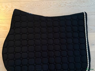 Schabrak & Vojlockar hästutrustning till salu: Equiline schabrak i Nacka - Annons 11