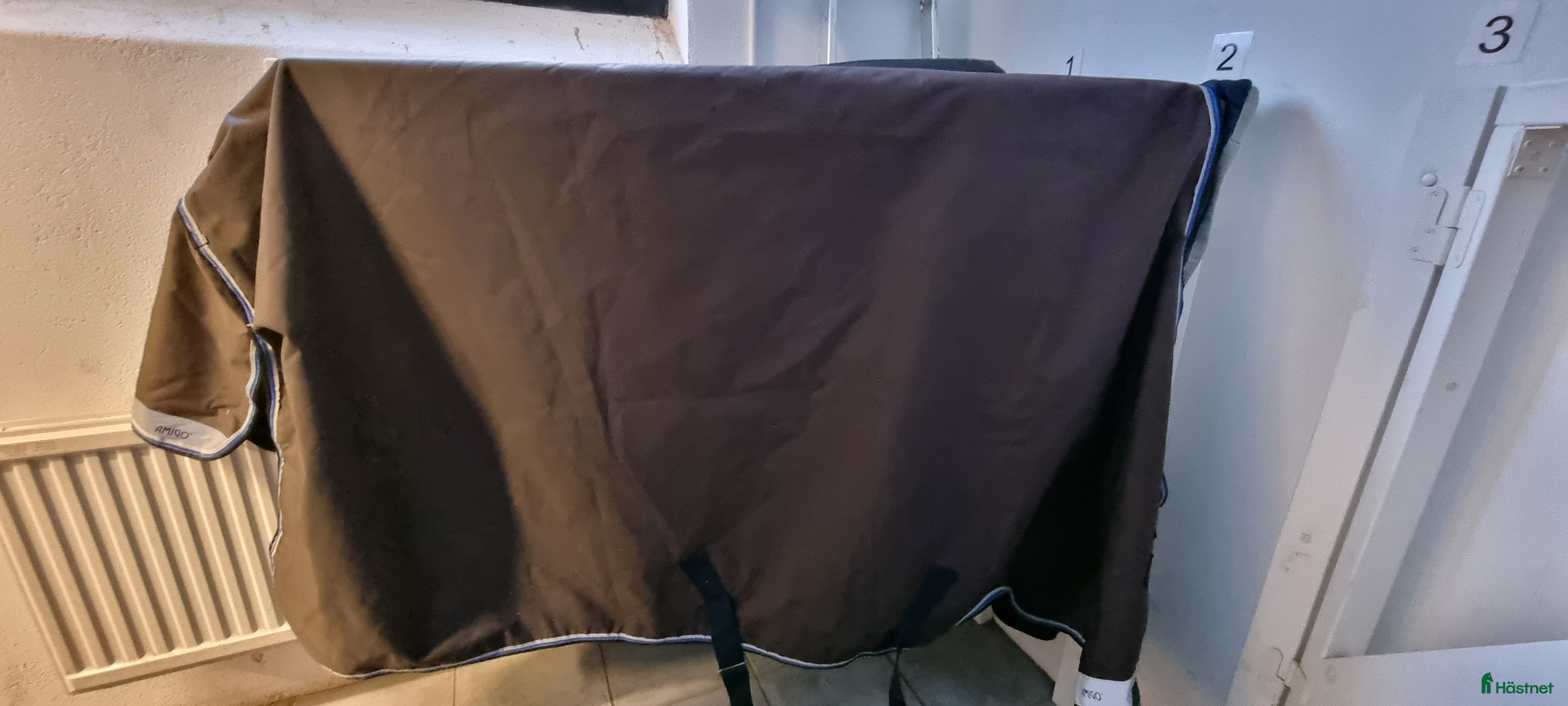 Täcken hästutrustning till salu: Helt nytt utetäcke Horseware 100g stl 145  - Annons 2