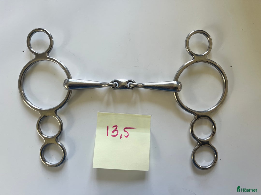 Bett hästutrustning till salu: Bett: Trav, fasta ringar, pessoa i Västerås - Annons 5