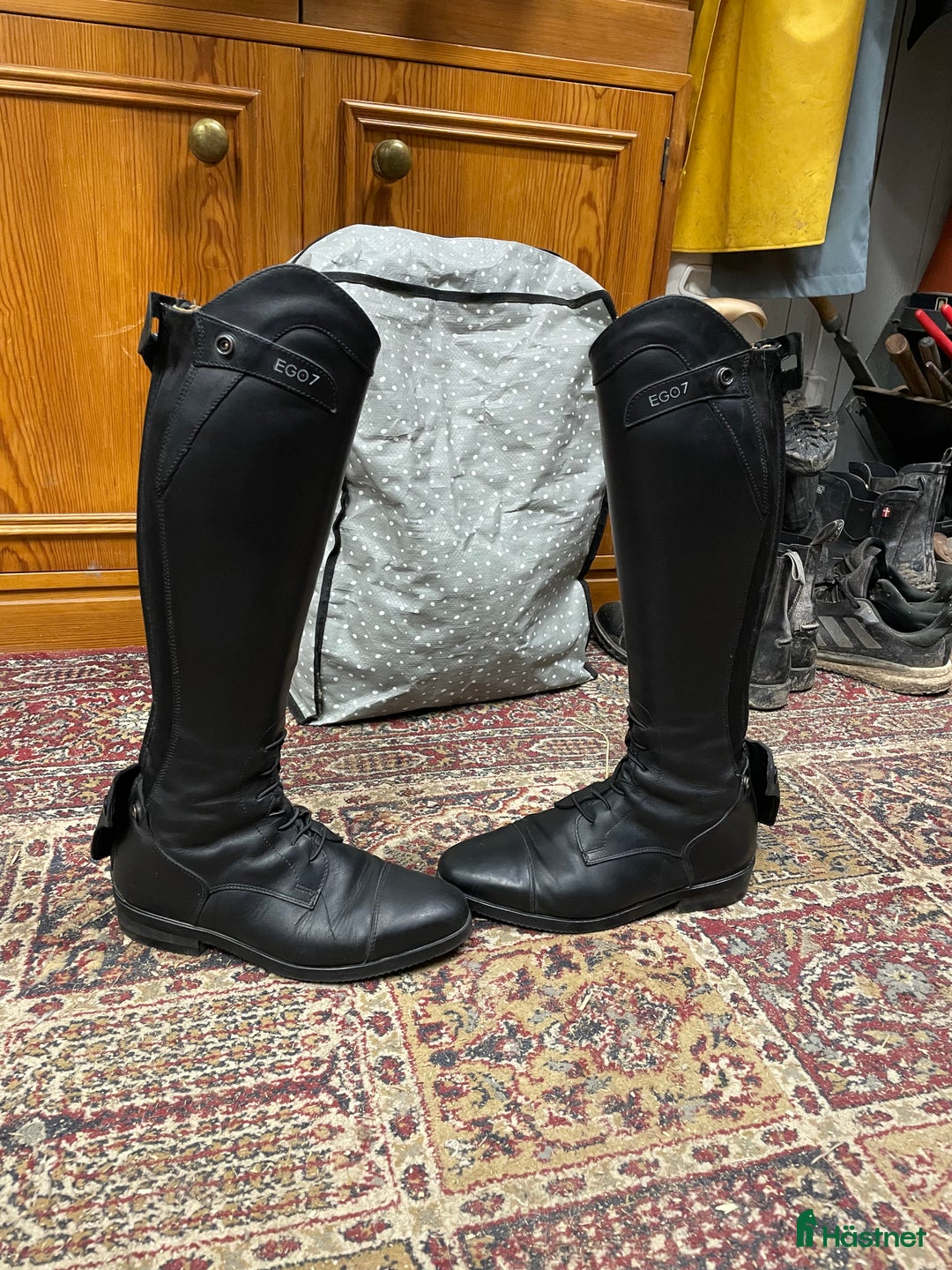 Ridstövlar ryttarutrustning till salu: Säljer superfina Ego7 ridstövlar! i Norrtälje - Annons 1