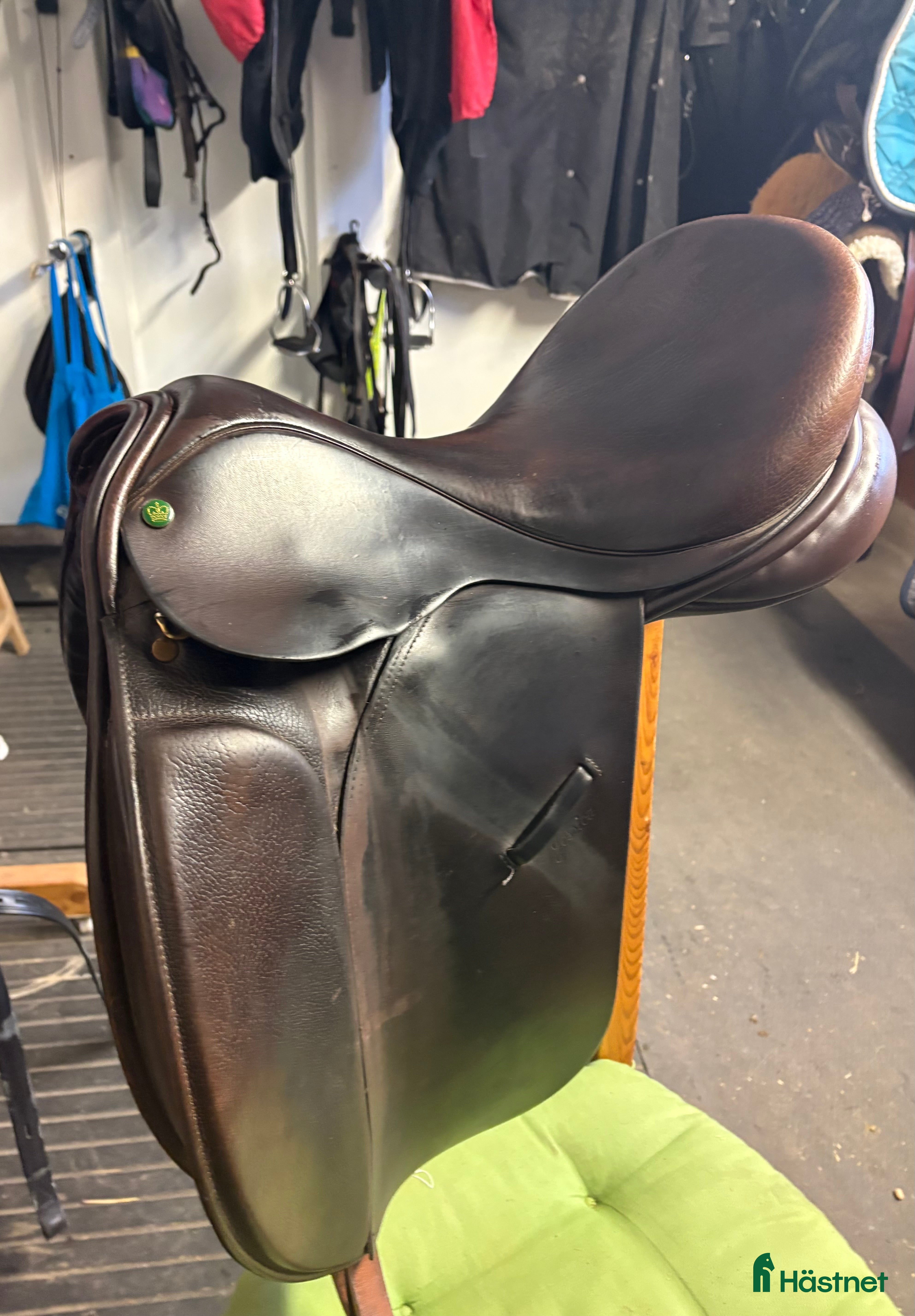 Sadlar hästutrustning Fin Ideal Jessica Crown sadel  i Karlsborg - Annons 4