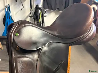 Sadlar hästutrustning Fin Ideal Jessica Crown sadel i Karlsborg - Annons 4