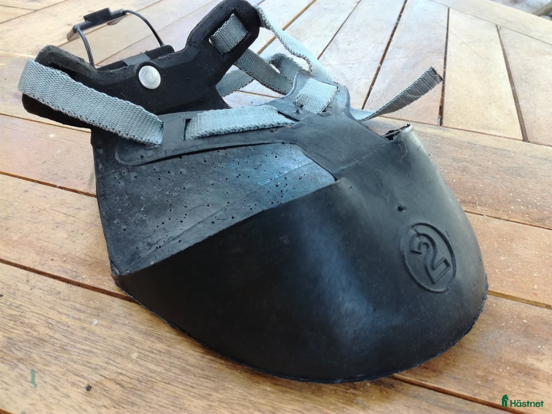 Övrig Hästutrustning hästutrustning till salu: Sjuksko stl 2 i Västra Frölunda - Annons 1