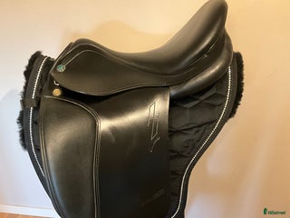 Sadlar hästutrustning till salu: Prestige Roma Iceland 17", vidd 36 i Västerås - Annons 4