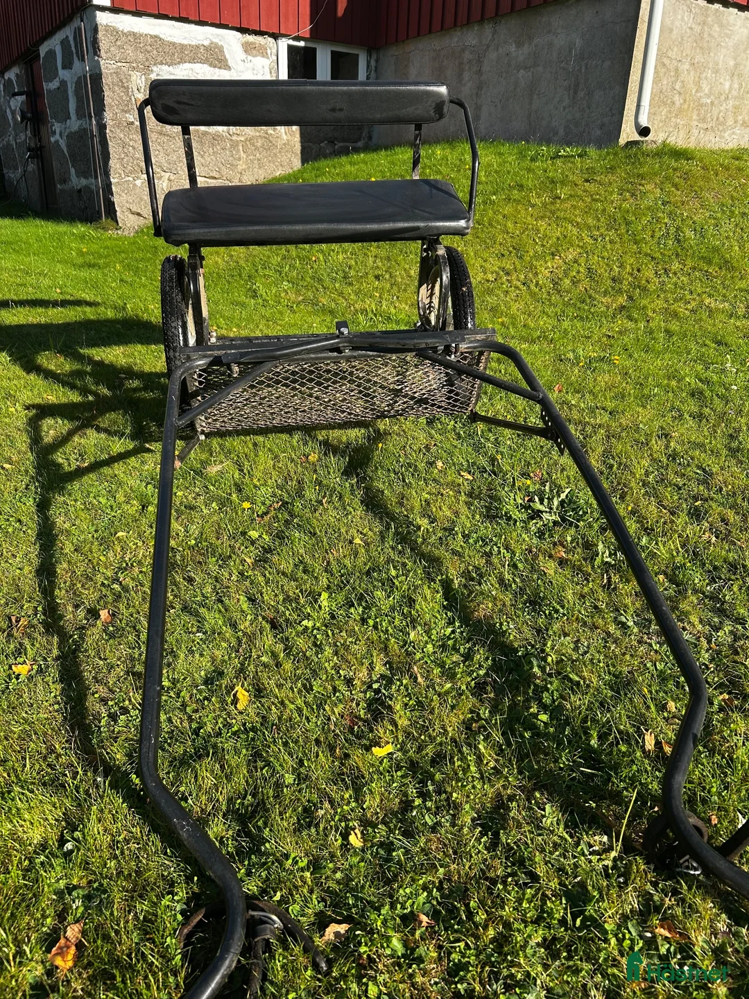 Körsulkys körning till salu: Svart rockard vagn för shettis/ponny inkl sele - Annons 2