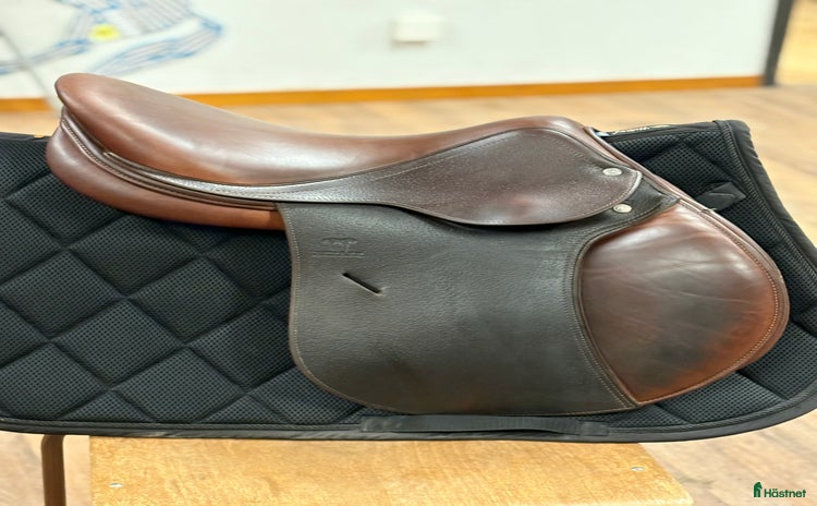 Sadlar hästutrustning till salu i Katrineholm - Annons 16