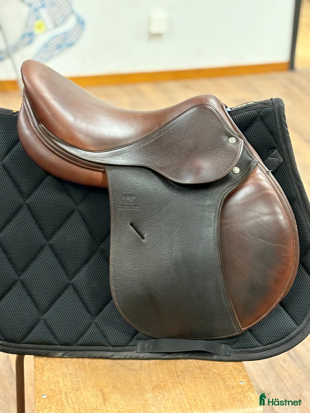 Sadlar hästutrustning till salu: Välvårdad Antaressadel i Katrineholm - Annons 1