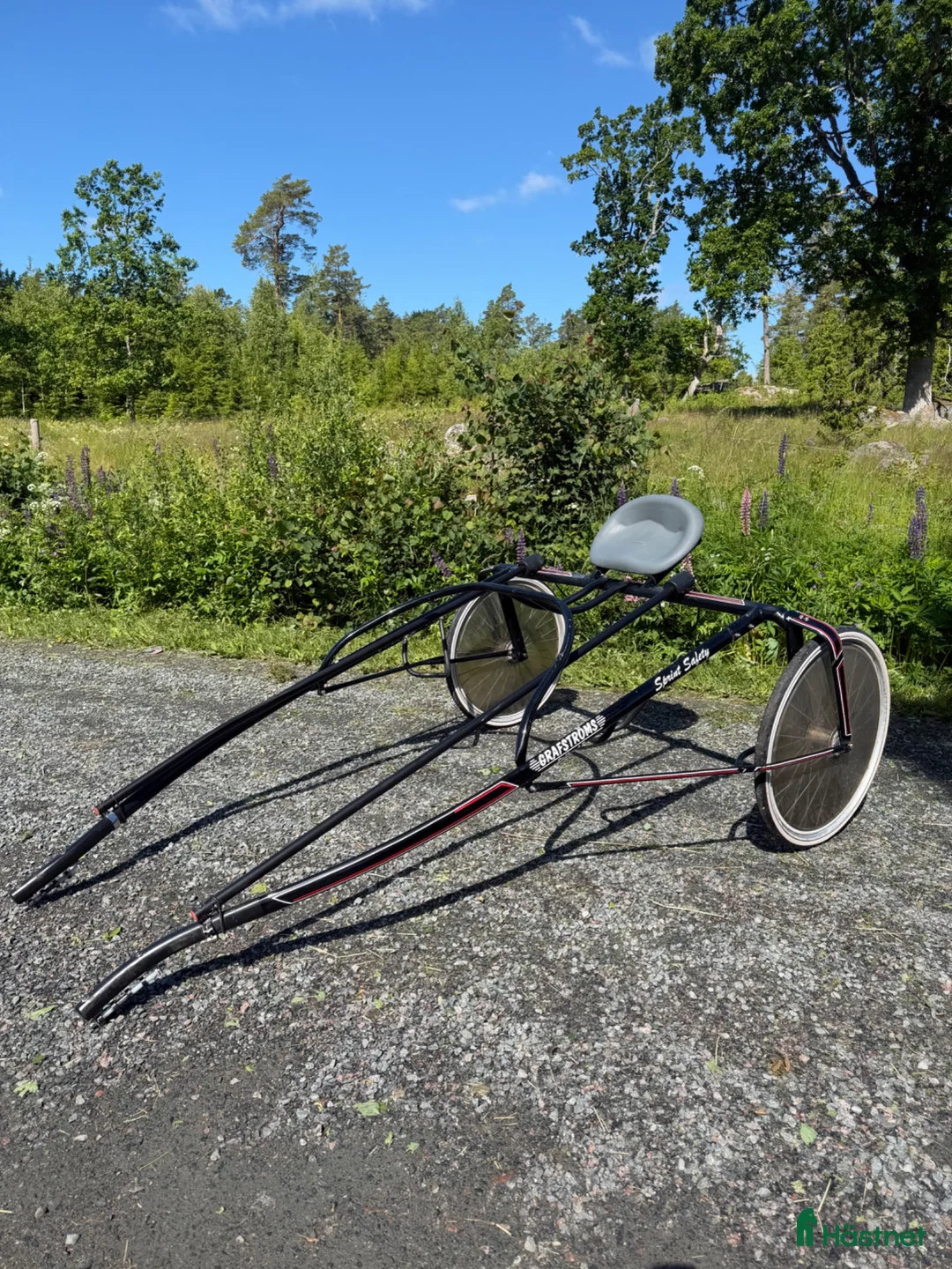 Travsulkys trav till salu: Fin säkerhetssulky - Annons 2