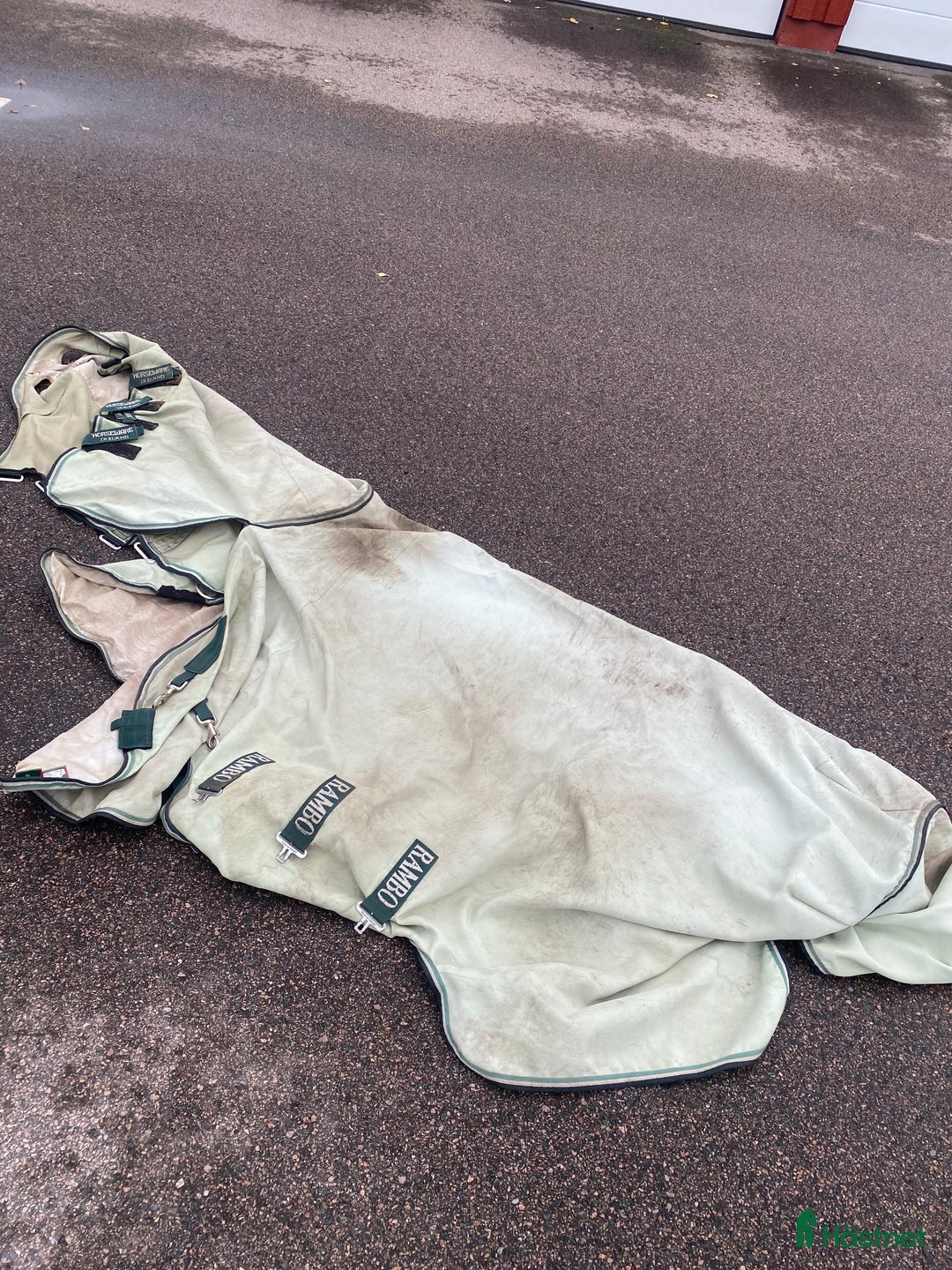 Täcken hästutrustning till salu: Horseware eksemtäcke stl 140 i Älmhult - Annons 1