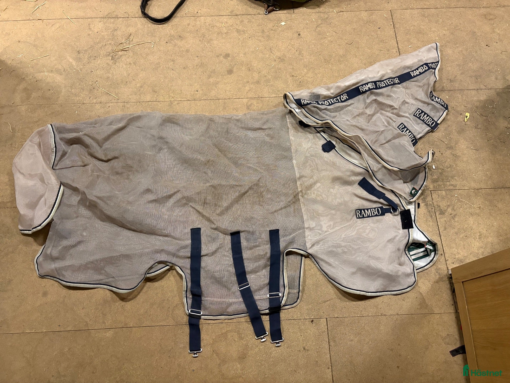 Täcken hästutrustning Horseware (Rambo) flugtäcke säljes - Annons 2