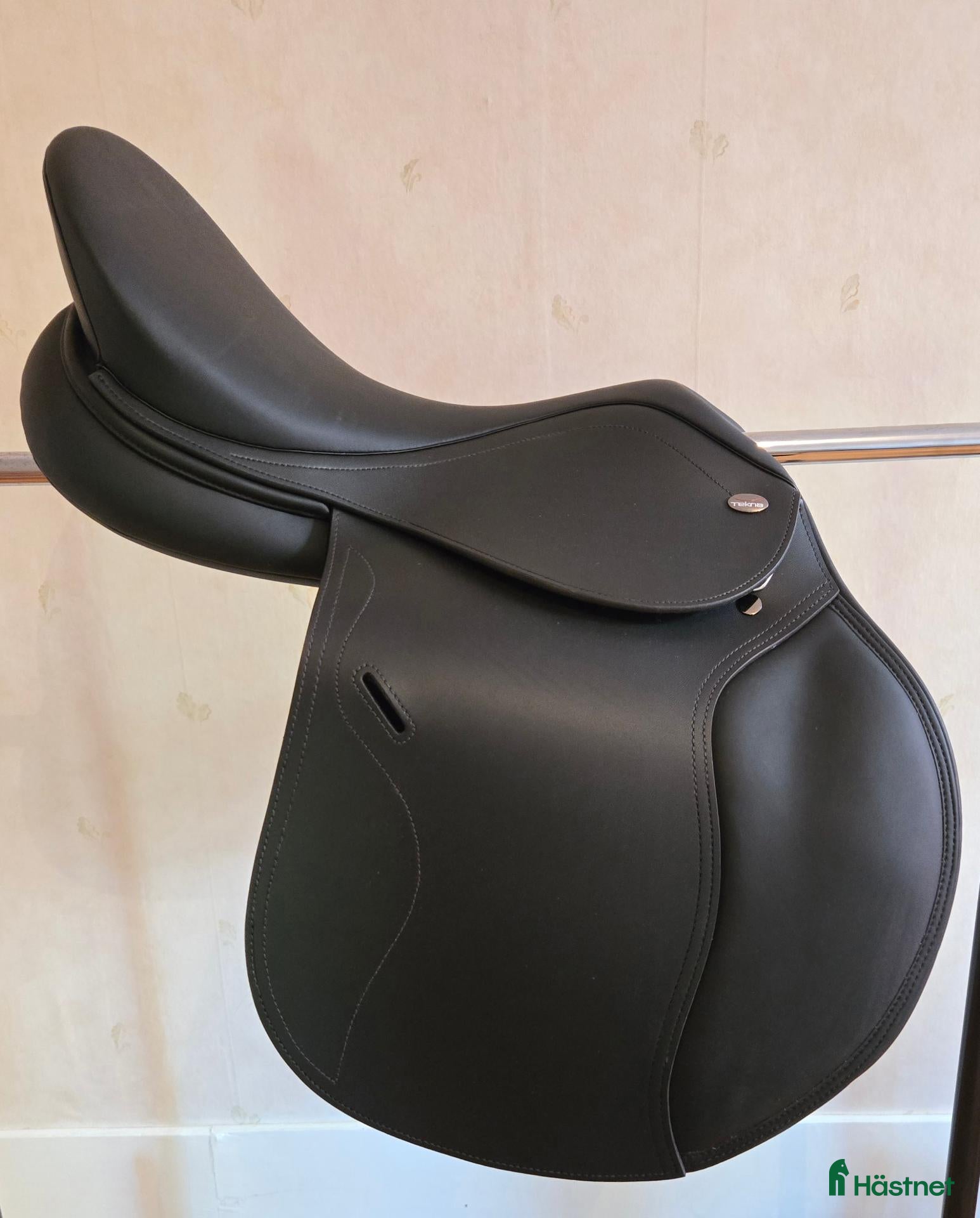 Sadlar hästutrustning Tekna S-Line Allround 16,5” MW - helt oanvänd - Annons 2