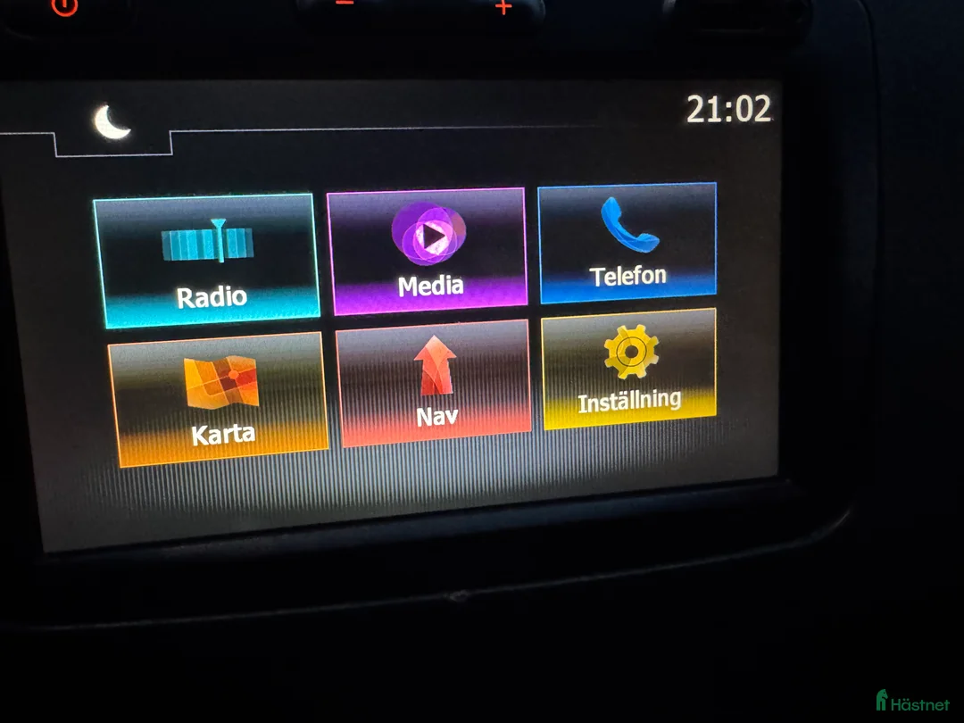 Hästlastbilar  fordon & transport till salu: RENAULT MASTER AMELINE 3 sits 2017 Nyservad! - Annons 4