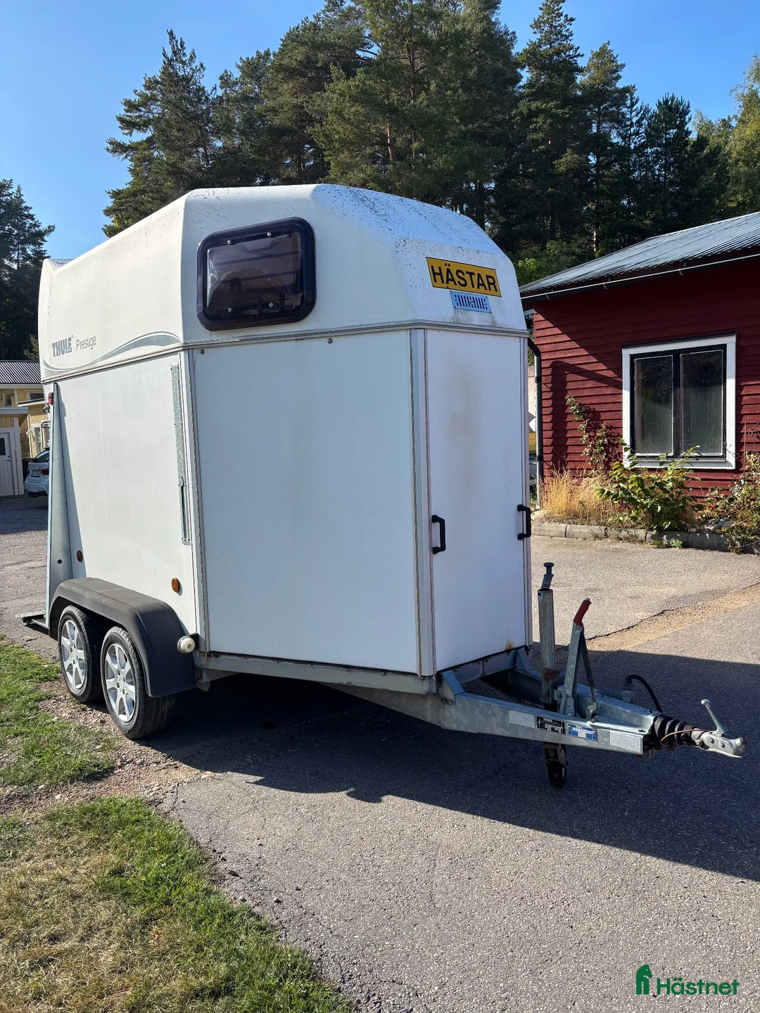 Hästtransporter  fordon & transport till salu: Hästtransport från Thule med hög lastvikt - Annons 1