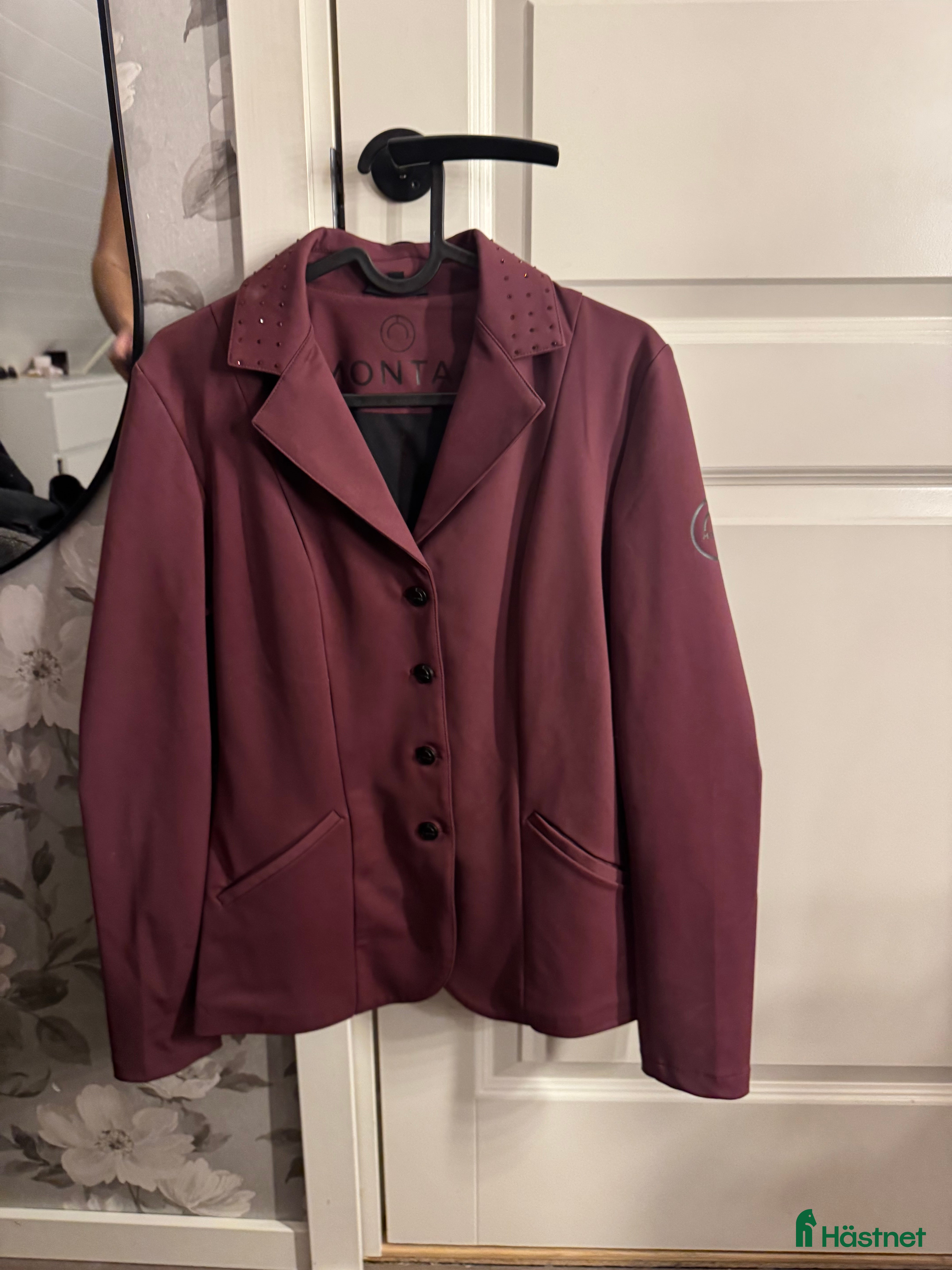 Jackor & Kavajer ryttarutrustning till salu: Vinröd Montar kavaj  i Blåsmark - Annons 11