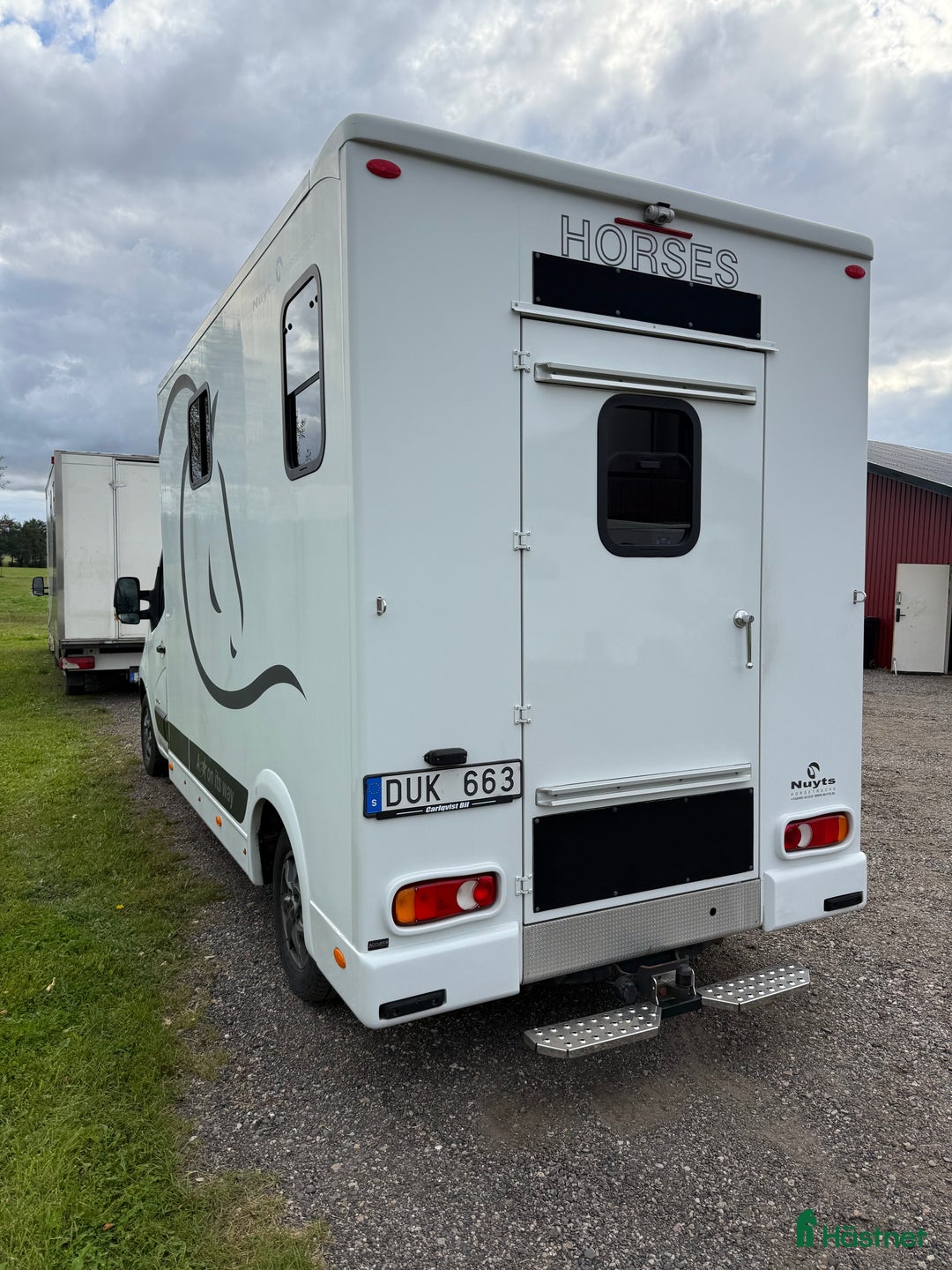 Hästlastbilar  fordon & transport till salu: Lågmilad b korts lastbil i Blentarp - Annons 3