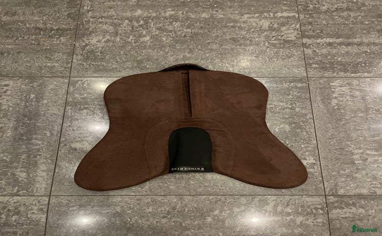 Sadeltillbehör hästutrustning till salu: Winderen sadelpadd i Gävle - Annons 1