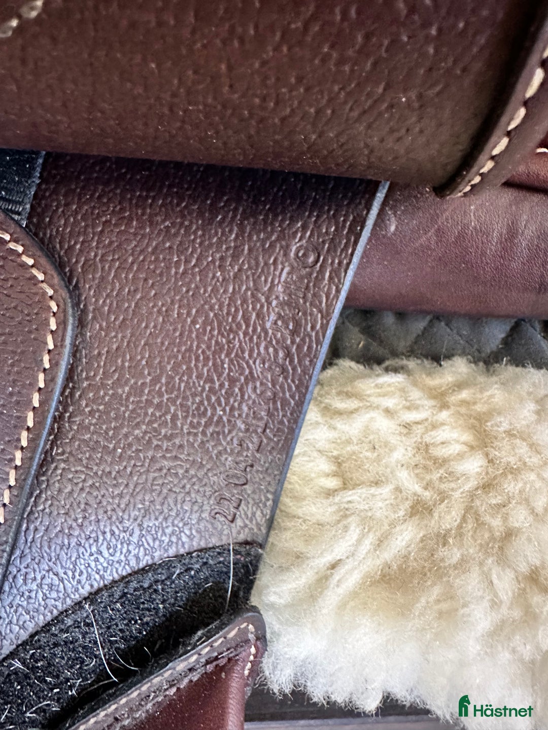 Sadlar hästutrustning till salu: Tech 1 hoppsadel nästintill ny  i Vintrosa - Annons 8