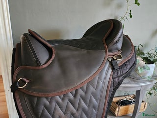 Sadlar hästutrustning till salu: Bomlös i Annerstad - Annons 20