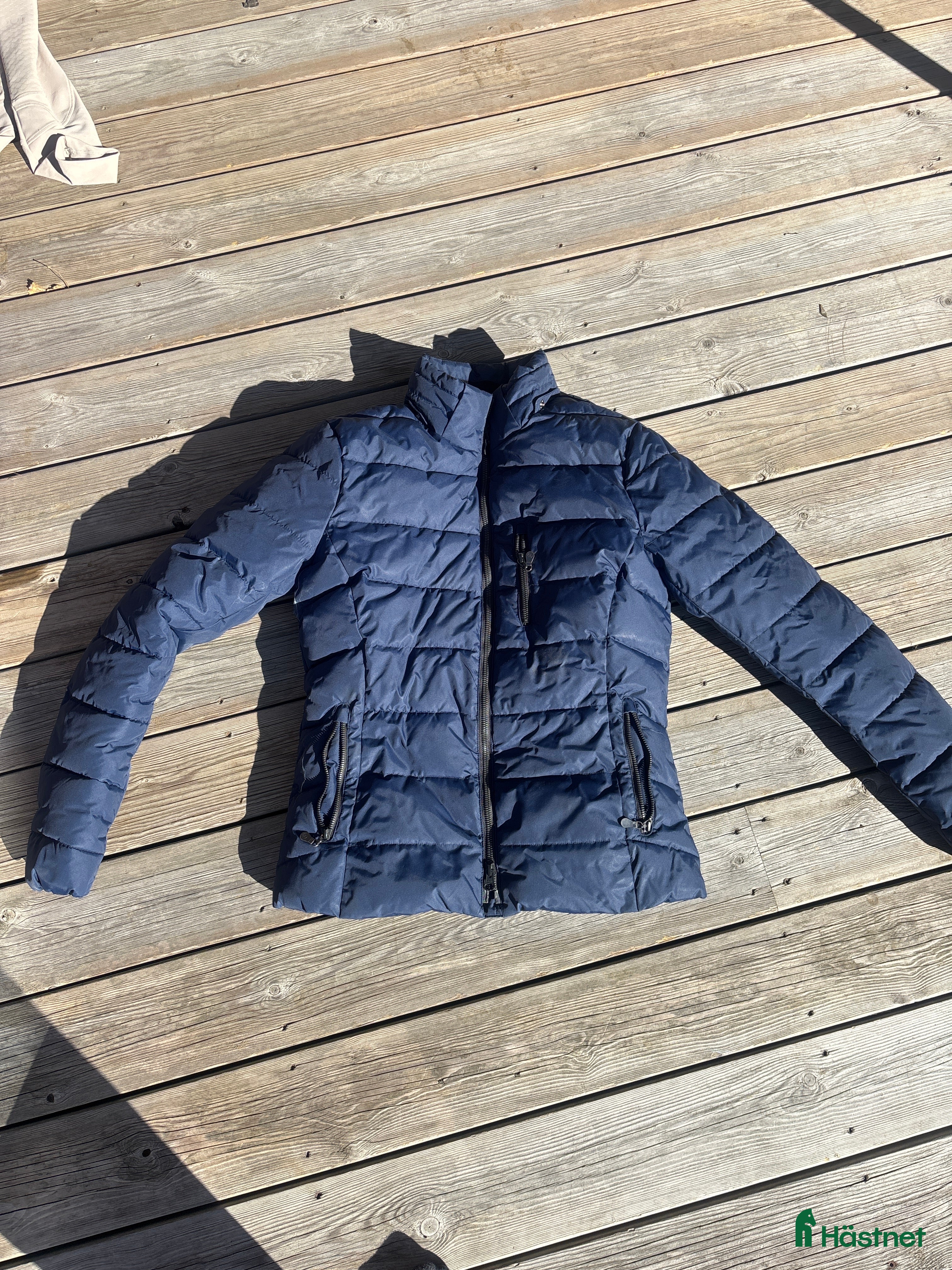 Jackor & Kavajer ryttarutrustning till salu: Varm ridjacka  i Tyresö - Annons 11