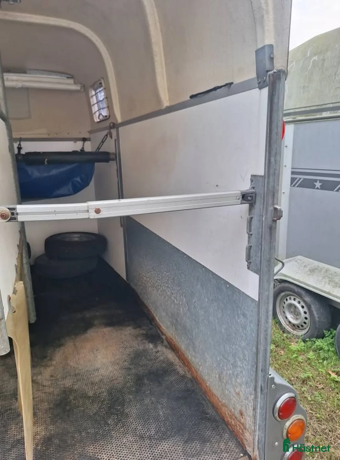 Hästtransporter  fordon & transport till salu: THULE Excellent 2008 i Ullared - Annons 2