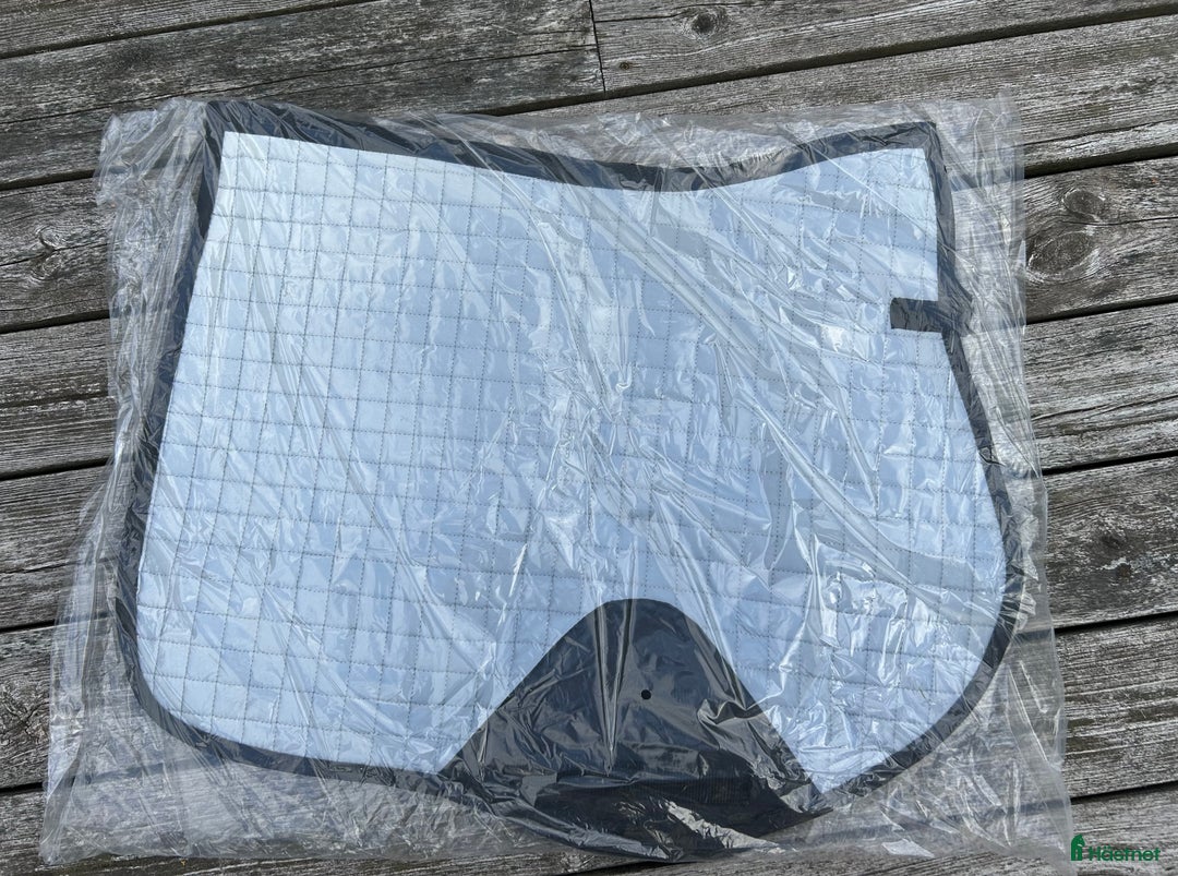 Schabrak & Vojlockar hästutrustning till salu: Reflex schabrak  i Hölö - Annons 3