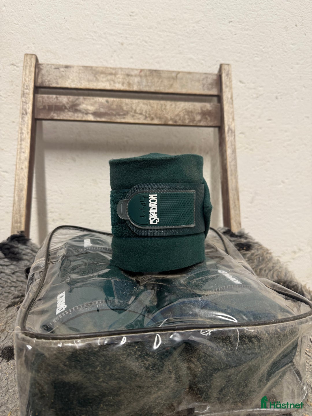 Benskydd hästutrustning till salu: Benlindor från eskadron i Vännäs - Annons 3