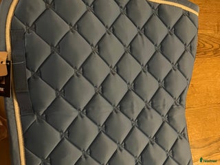 Schabrak & Vojlockar hästutrustning till salu: Oanvänt Lamicell schabrak💞 i Stockholm - Annons 4