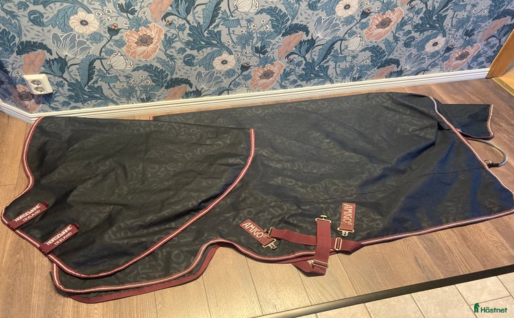 Täcken hästutrustning till salu i Onsala - Annons 20
