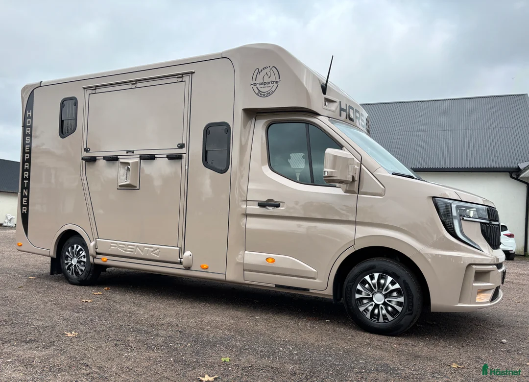 Hästlastbilar  fordon & transport till salu: NY Horsepartner Exclusive hästbil - stuteri i Laholm - Annons 14