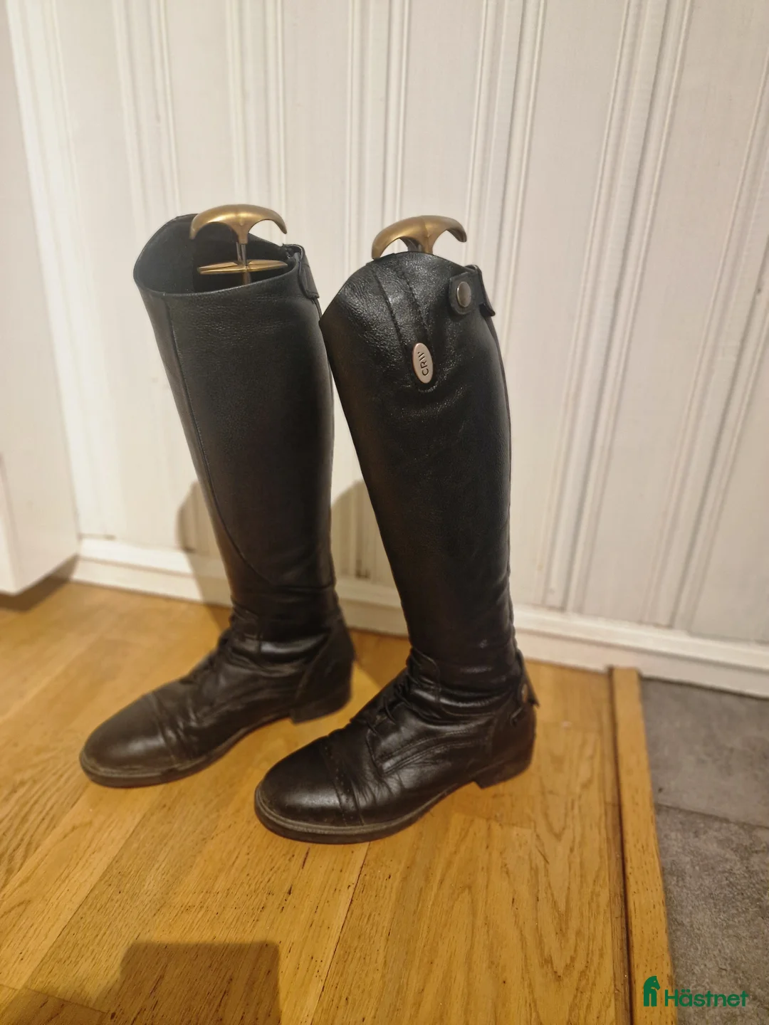 Ridstövlar ryttarutrustning till salu: Ridstövlar junior clifton i Jönköping - Annons 2