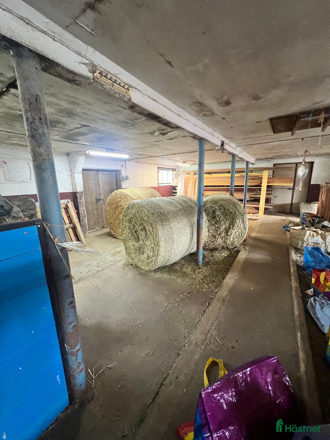  stallplats finnes: Stallplats i litet stall utanför Örsundsbro i Örsundsbro - Bild 8