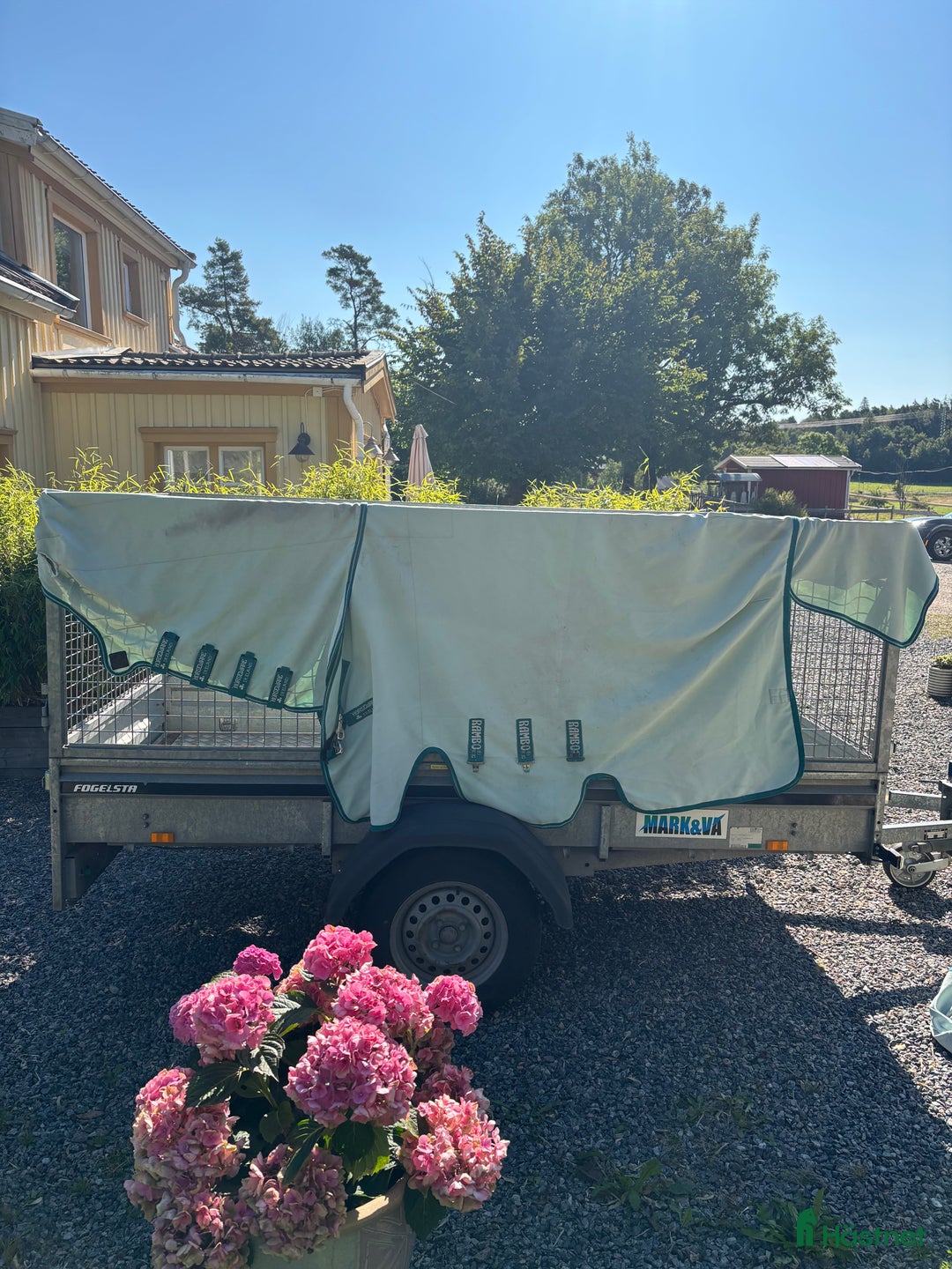 Täcken hästutrustning till salu: Horseware Rambo i Gråbo - Annons 1