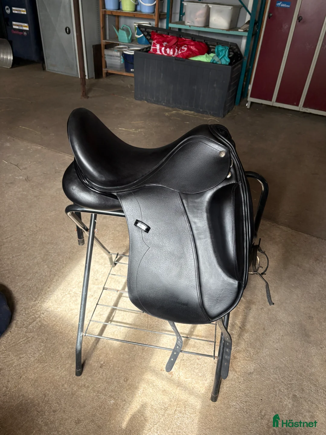 Sadlar hästutrustning till salu: Ny kemnevall Isaac - Annons 1