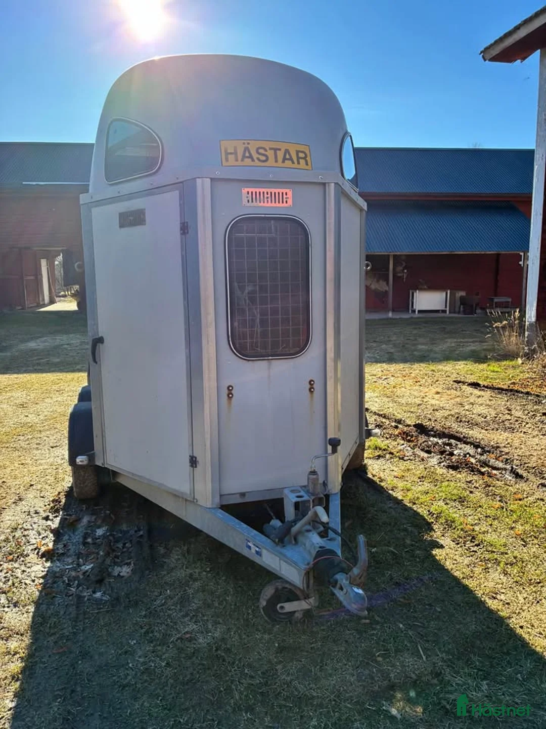 Hästtransporter  fordon & transport till salu: Fin transport med lite skönhetsfel - Annons 1