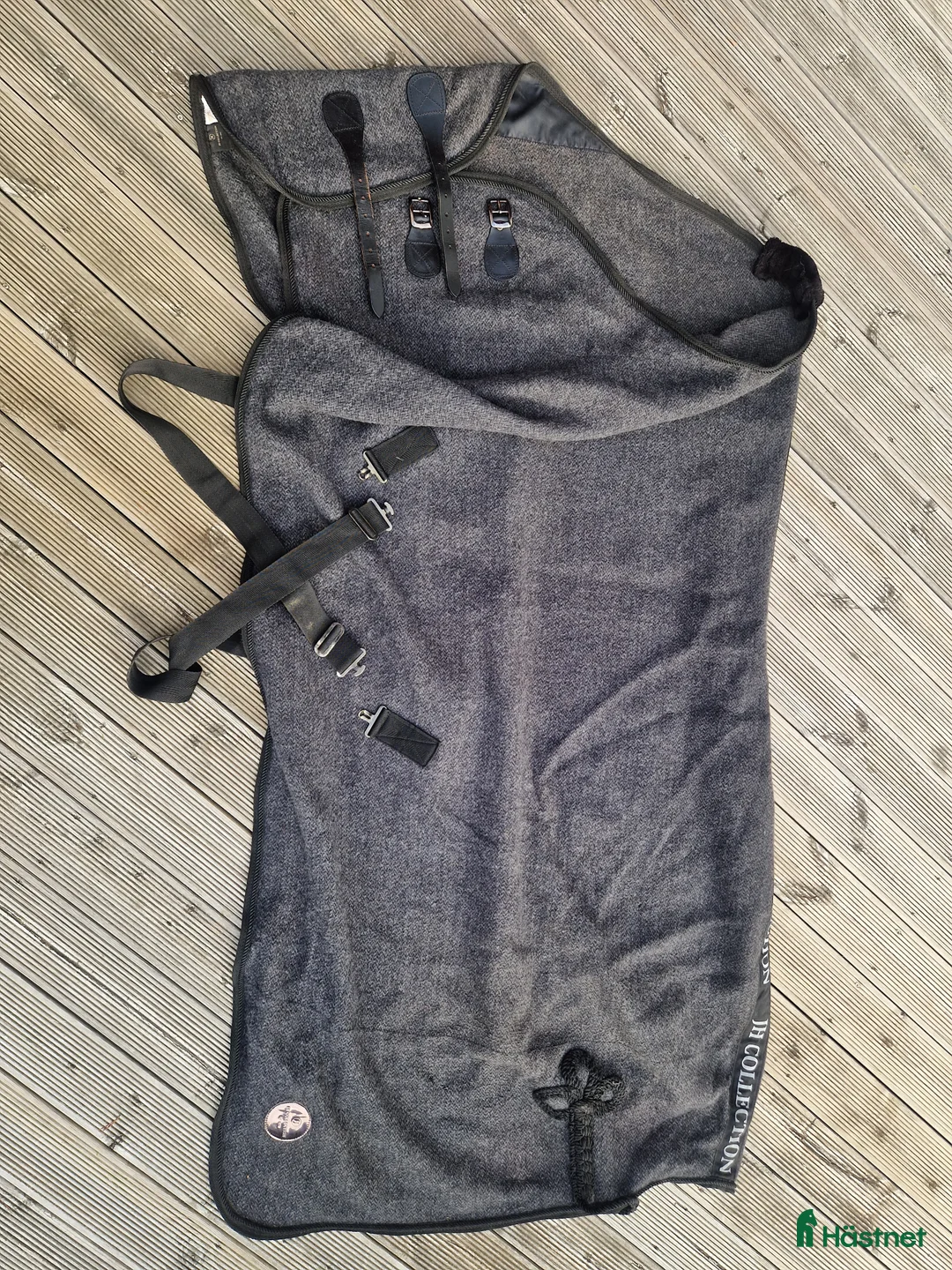 Täcken hästutrustning till salu: Massor av täcken i 125-155 cm i Rejmyre - Annons 5