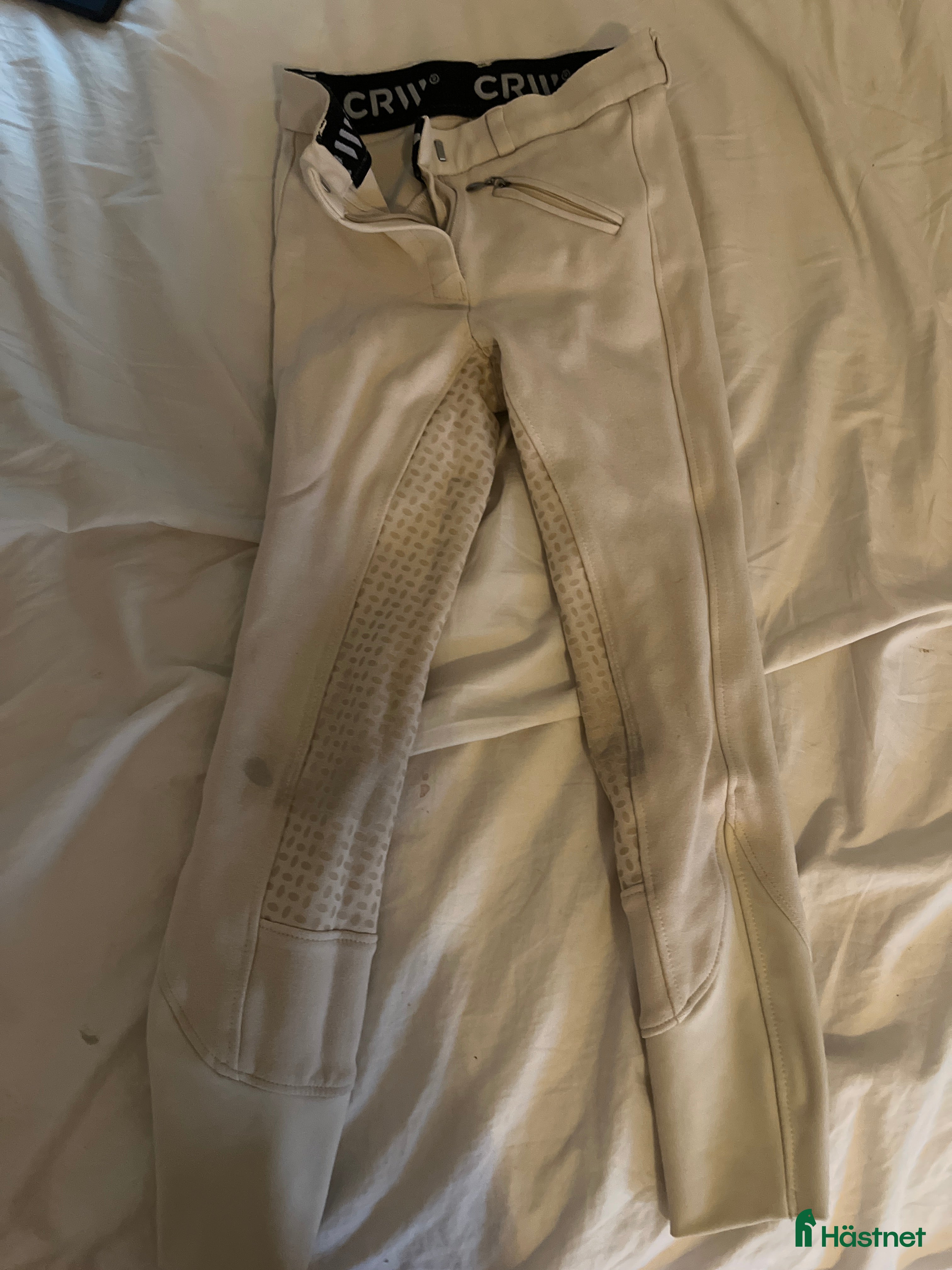 Ridbyxor ryttarutrustning till salu: BEGAGNADE CRW BARNRIDBYXOR  - Annons 1