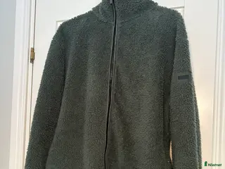 Jackor & Kavajer ryttarutrustning till salu: Fleece jacka fr. ES - Annons 2