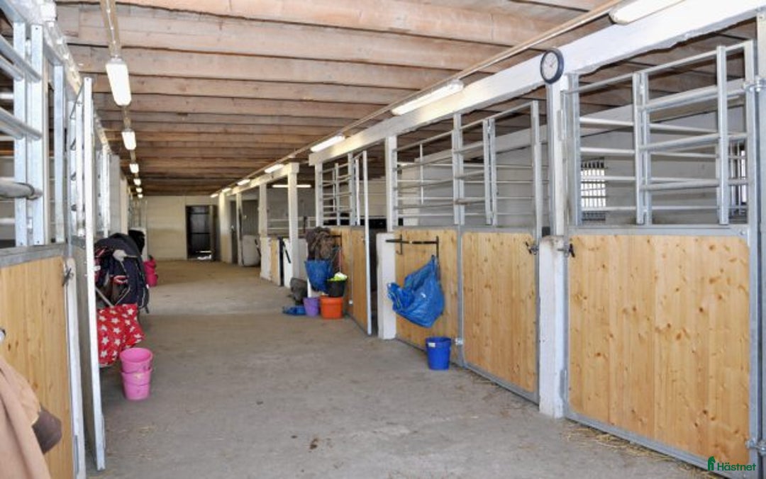  stallplats finnes: Charmig lägenhet med havsutsikt med boxplats  i Bjärred - Annons 2