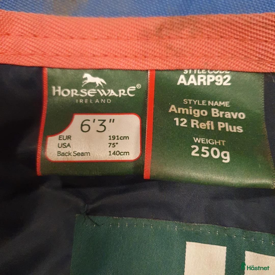 Täcken hästutrustning till salu: Amigo Bravo 12 plus 250g strl 6.3/140 - Annons 5