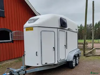 Hästtransporter fordon & transport till salu: Thule Excellent -14 i Sjövik - Annons 17