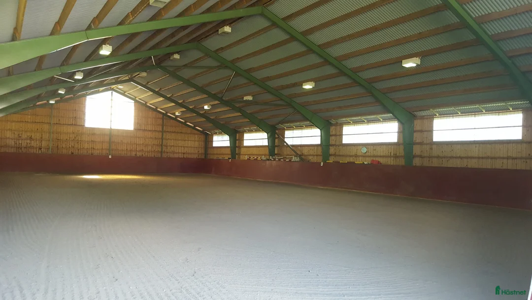  stallplats finnes: Välskött mindre ridanläggning uthyres - Annons 2