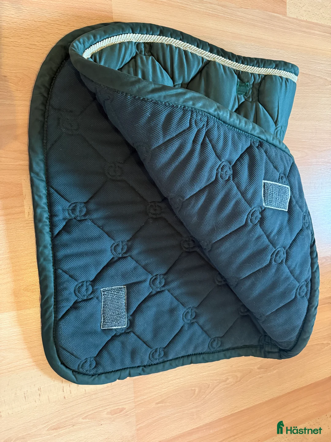 Schabrak & Vojlockar hästutrustning till salu: Equestrian Stockholm  - Annons 3