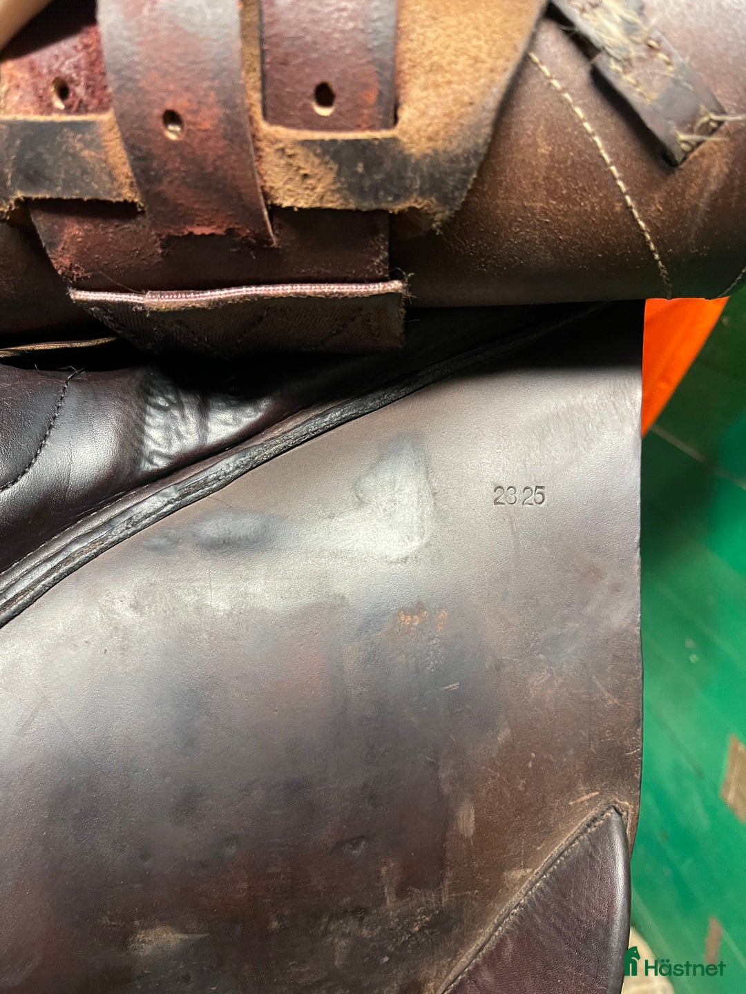 Sadlar hästutrustning till salu: Fin Santa Cruz platinum 17” i Västerås - Annons 6