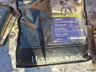 Täcken hästutrustning Horseware Amigo Hero 200 gr 140 cm, NYTT - Annons 1