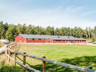 hästgårdar till salu: Charmigt stall i lantlig idyll, vackert renoverat! i Edsbro - Annons 9