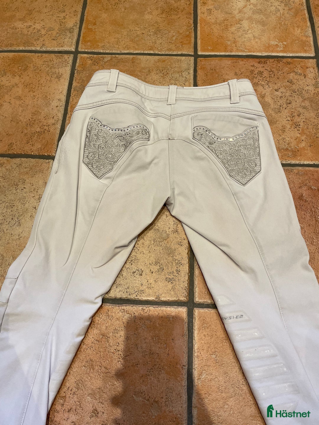 Ridbyxor ryttarutrustning till salu: Animo ridbyxor  i Asarum - Annons 2