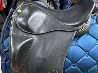 Sadlar hästutrustning till salu: Fin Draupnir Smart i Sala - Annons 4