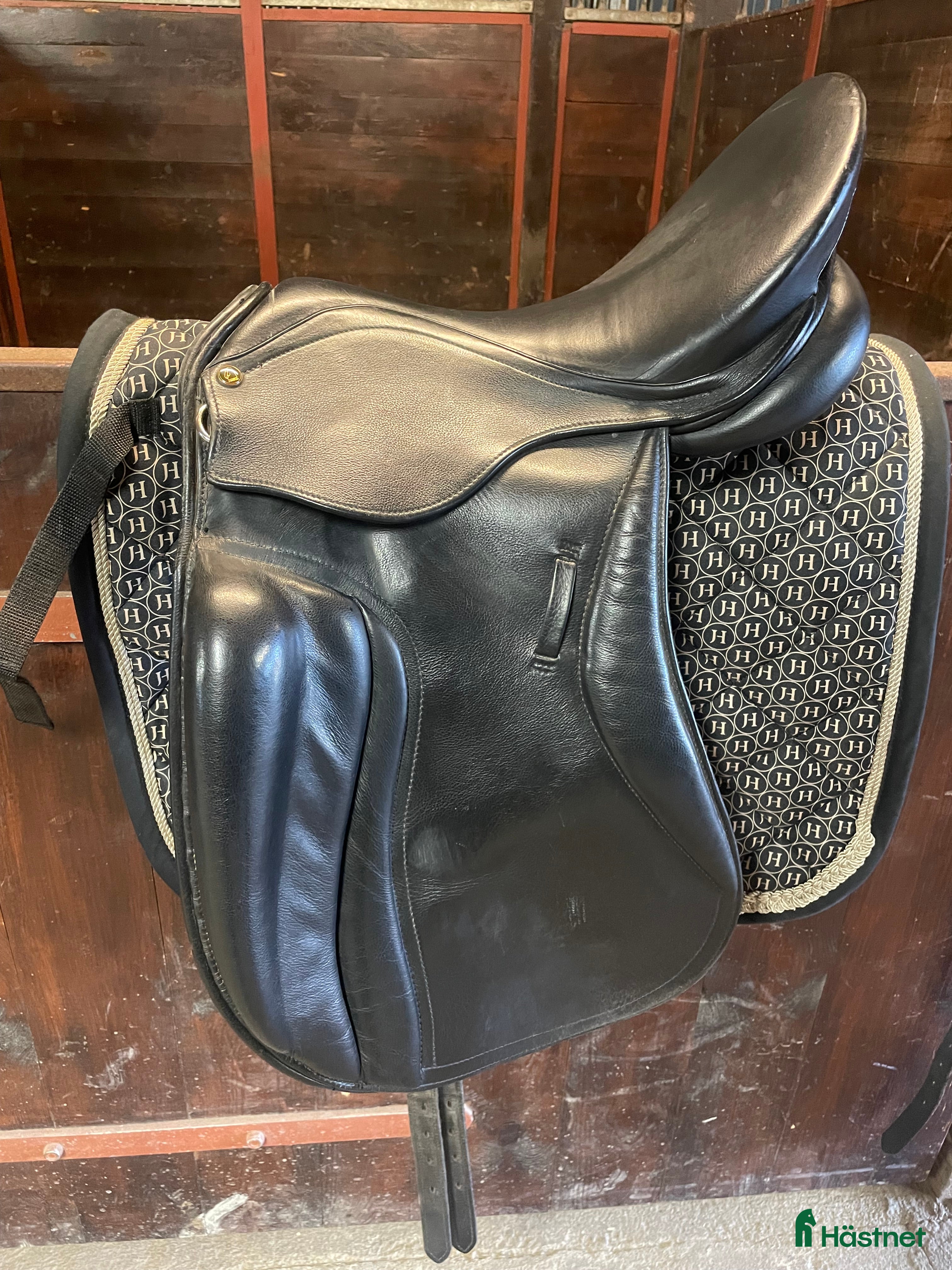 Sadlar hästutrustning Kingston Dressyrsadel  - Annons 4