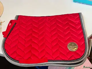 Schabrak & Vojlockar hästutrustning Fint rött JH Collection Schabrak - Annons 2