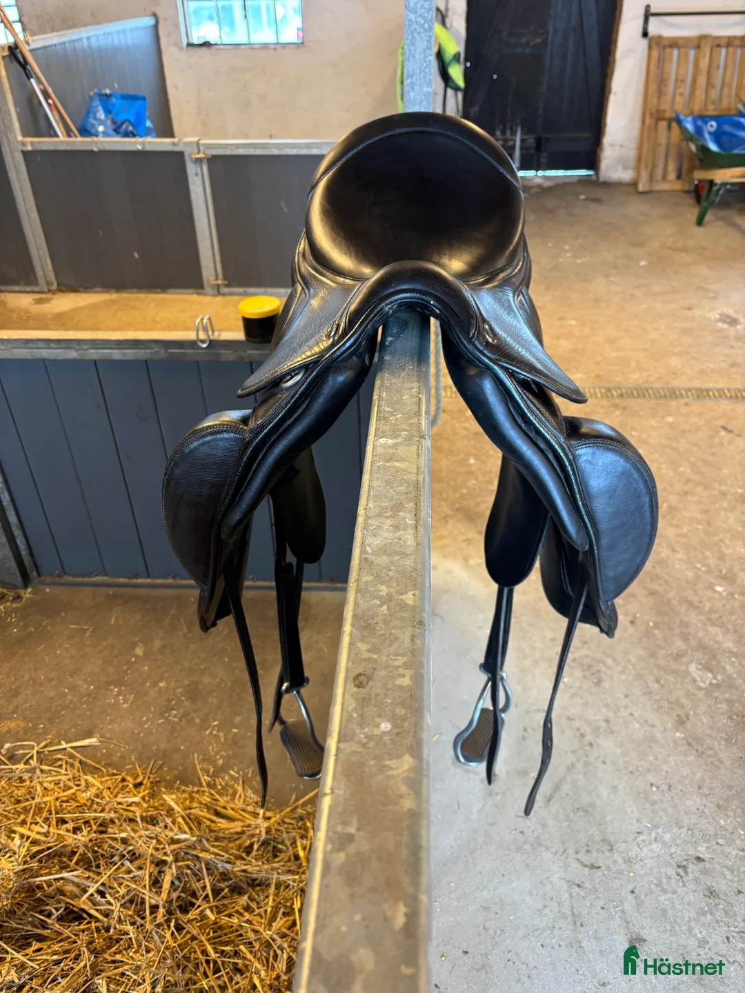 Sadlar hästutrustning till salu: Taur-sadel Viper i fint skick - Annons 5